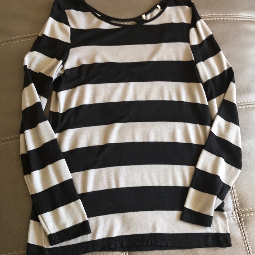 Long sleeve gray and black striped shirt